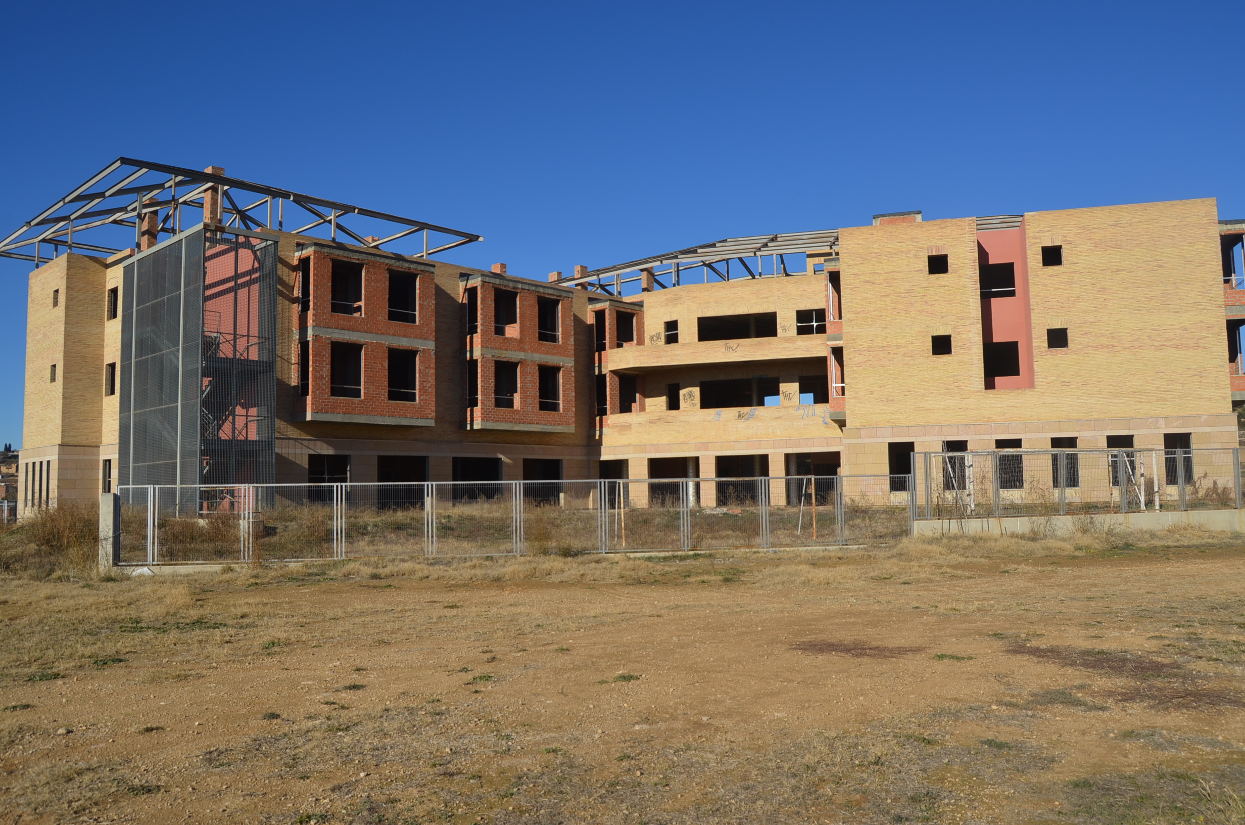 El Ayuntamiento de Fonz celebra el importante acuerdo de la Comarca del Cinca Medio para terminar las obras de la residencia El Ayuntamiento de Fonz celebra el importante acuerdo de la Comarca del Cinca Medio para terminar las obras de la residencia