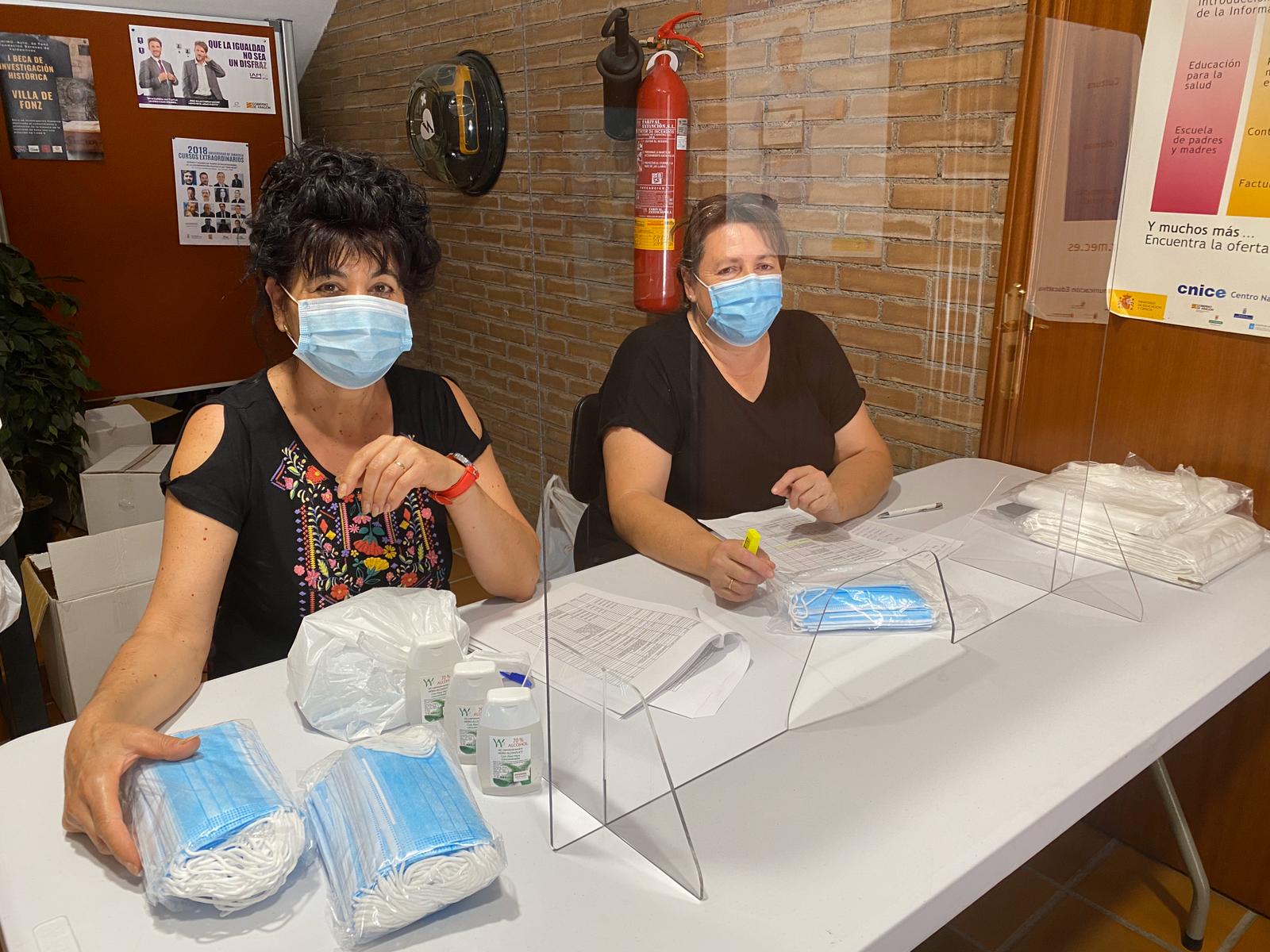Nuevo reparto de mascarillas entre los vecinos de Fonz y Cofita